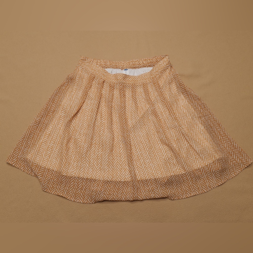 Old Navy Yellow Chevron Lined Skirt